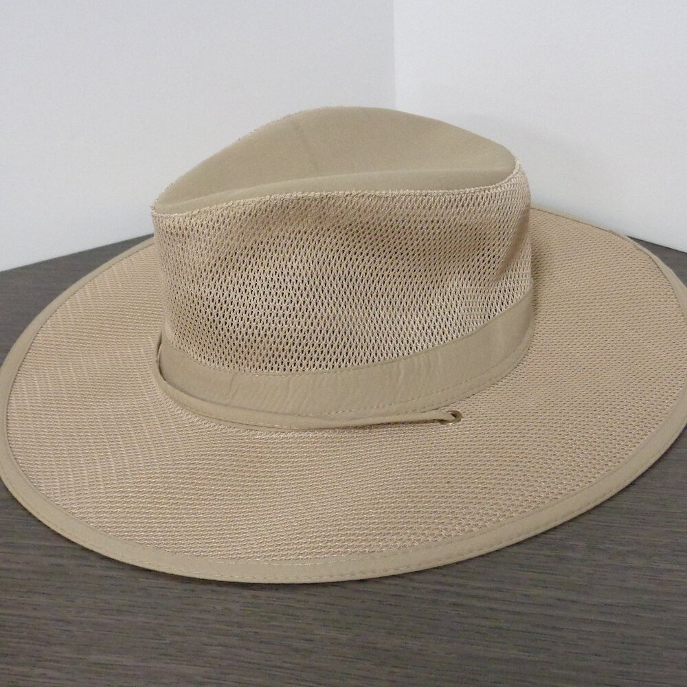 Brand New QWave Mesh Safari Hat, Beige, One Size Fits Most, model QWPG-6217 WH1